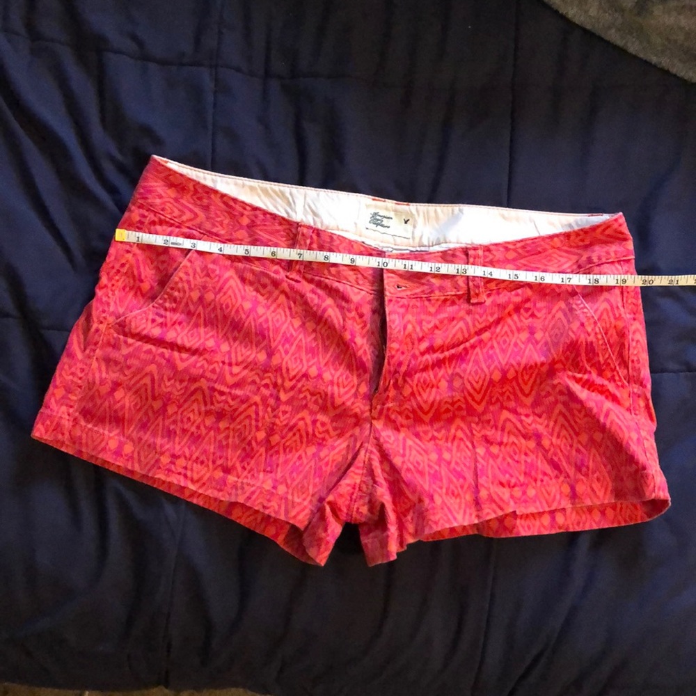 American Eagle womens Shorts. Size 14.